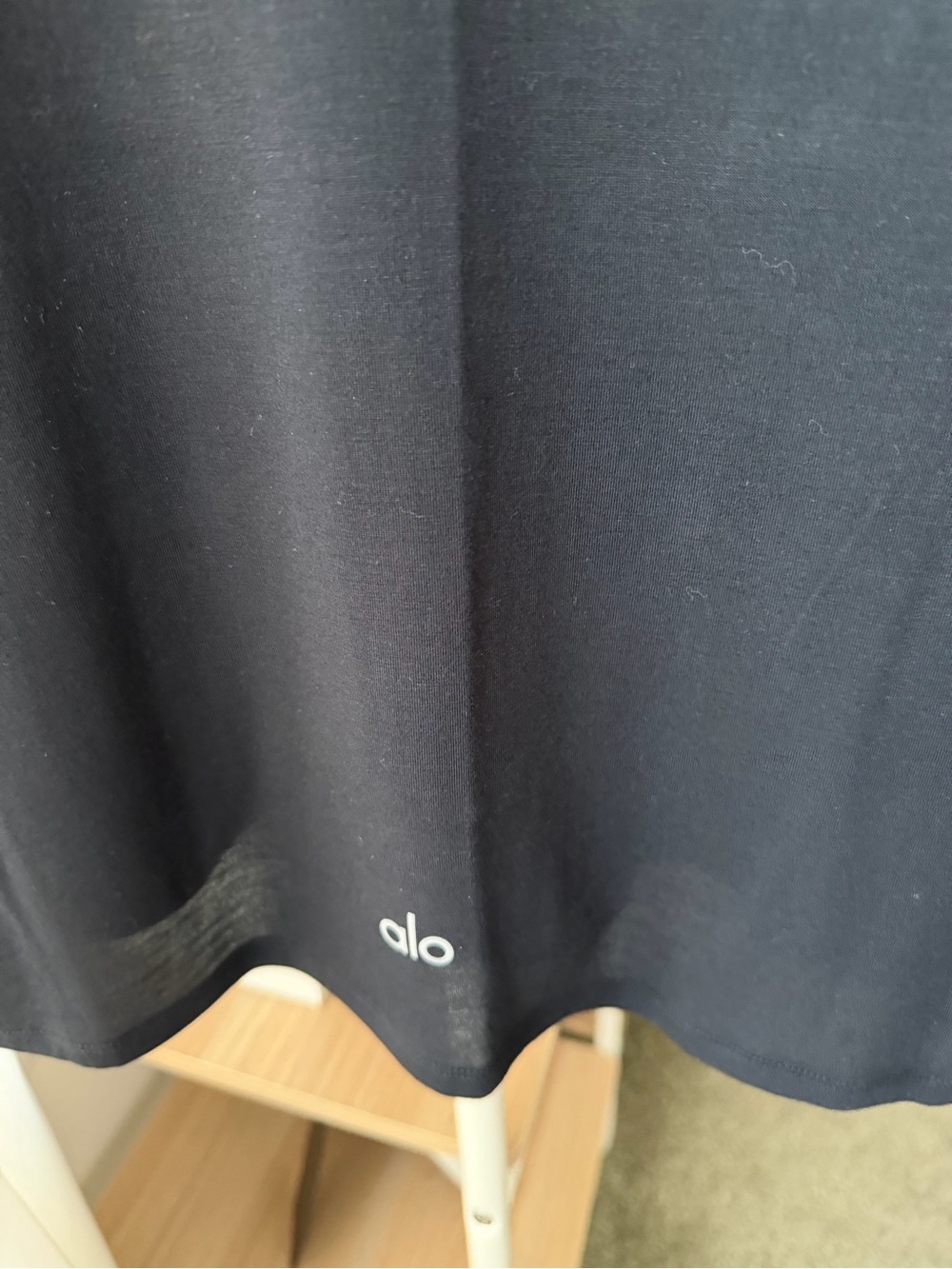 ALO Yoga Cropped Crewneck Top - Picture 3 of 3